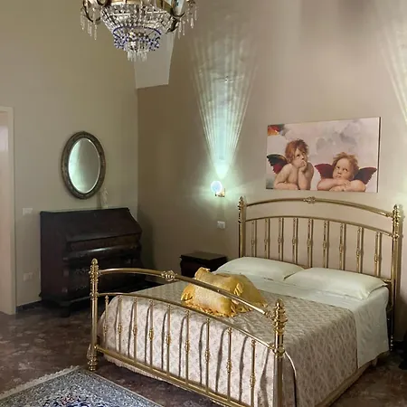 Palazzo Prence Bed & Breakfast 4*